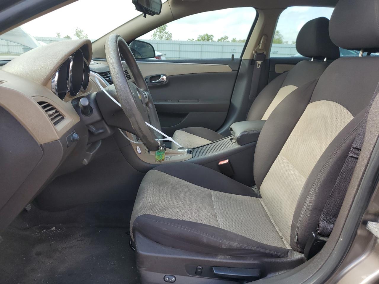 2012 Chevrolet Malibu - Image 7