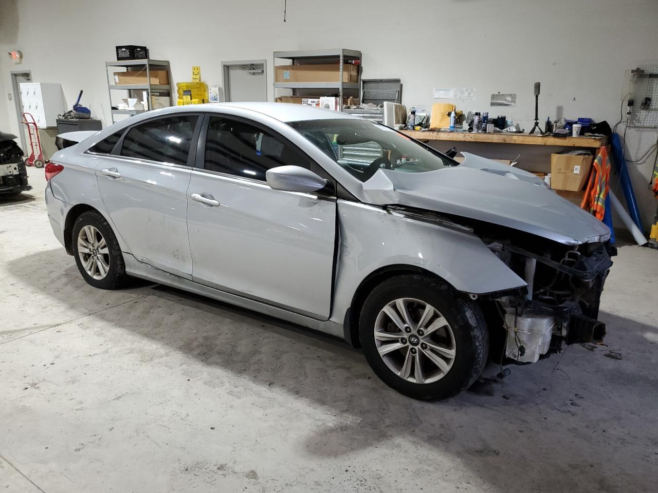 2011 Hyundai Sonata - Image 4