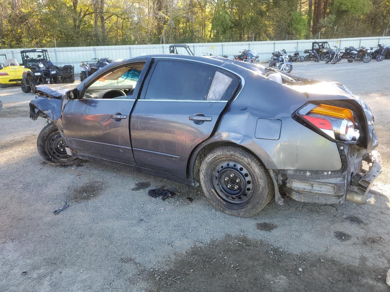 2012 Nissan Altima - Image 2