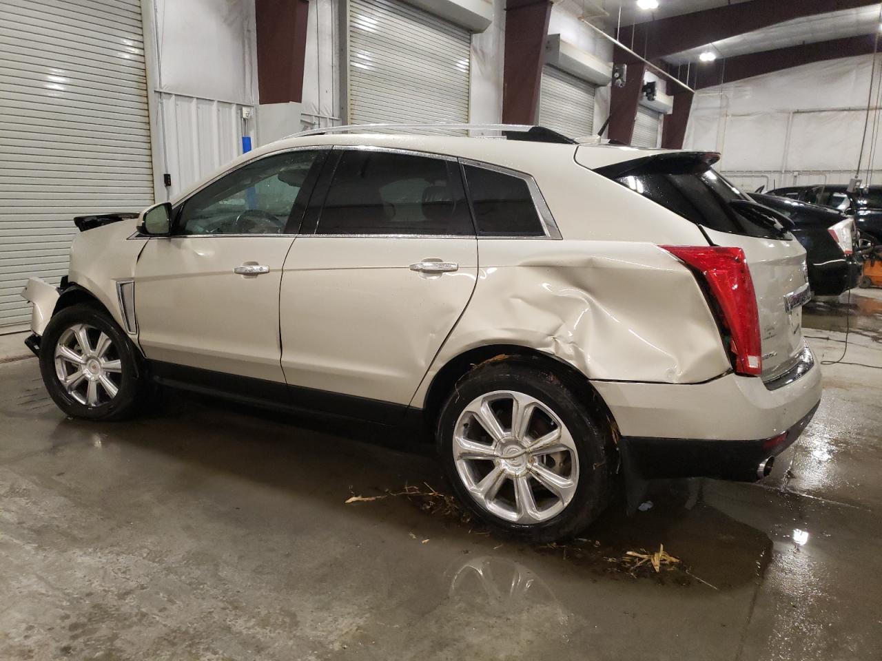 2014 Cadillac SRX - Image 2