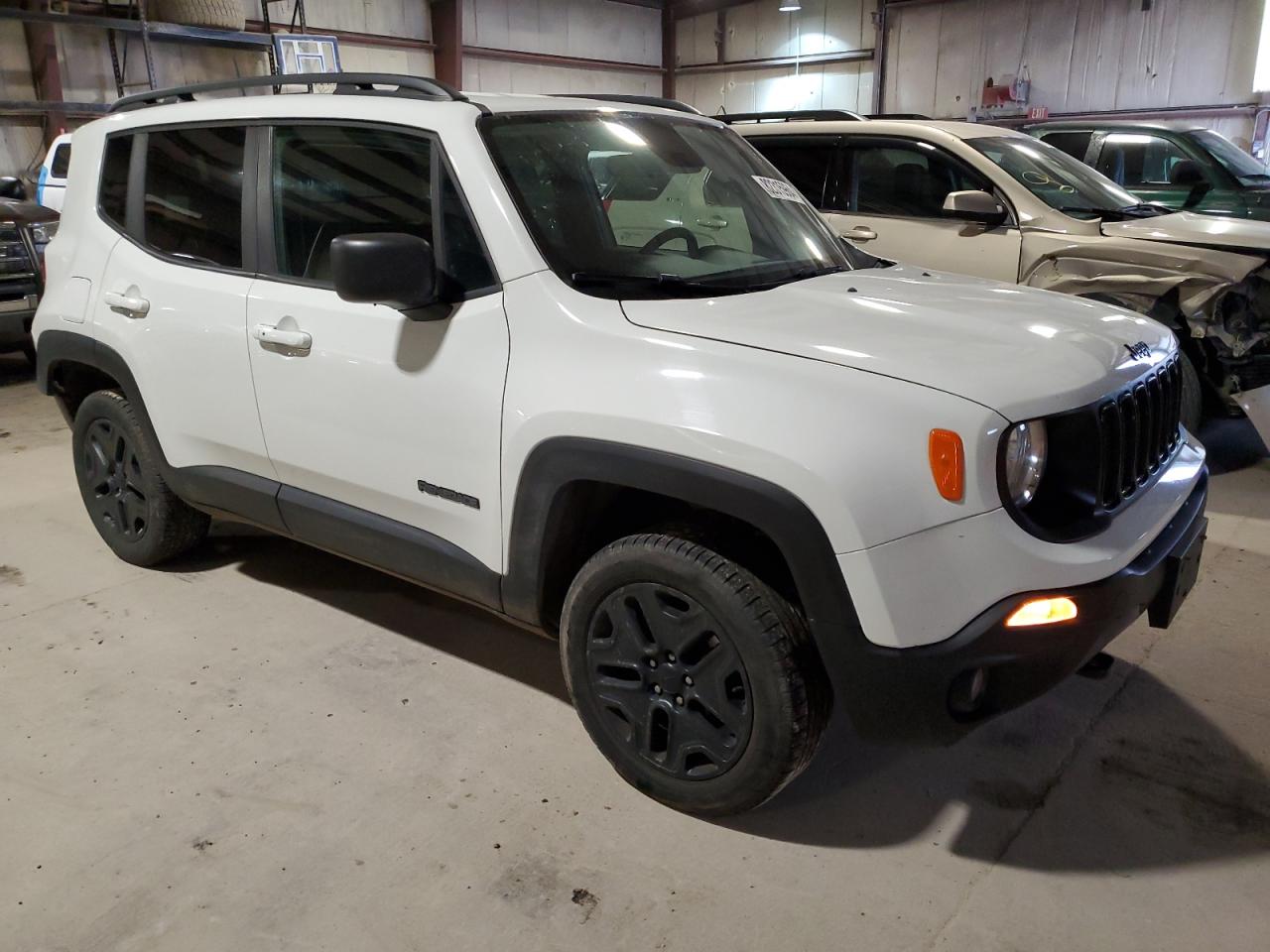 VIN ZACNJBAB9LPL43187 2020 JEEP RENEGADE no.4