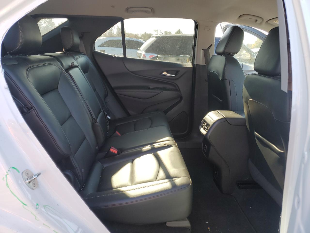 2020 Chevrolet Equinox - Image 11