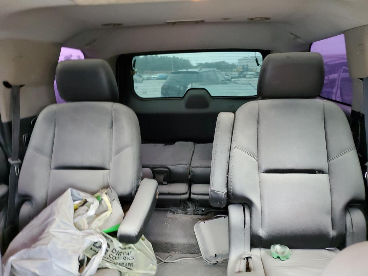 2011 Chevrolet Tahoe - Image 10