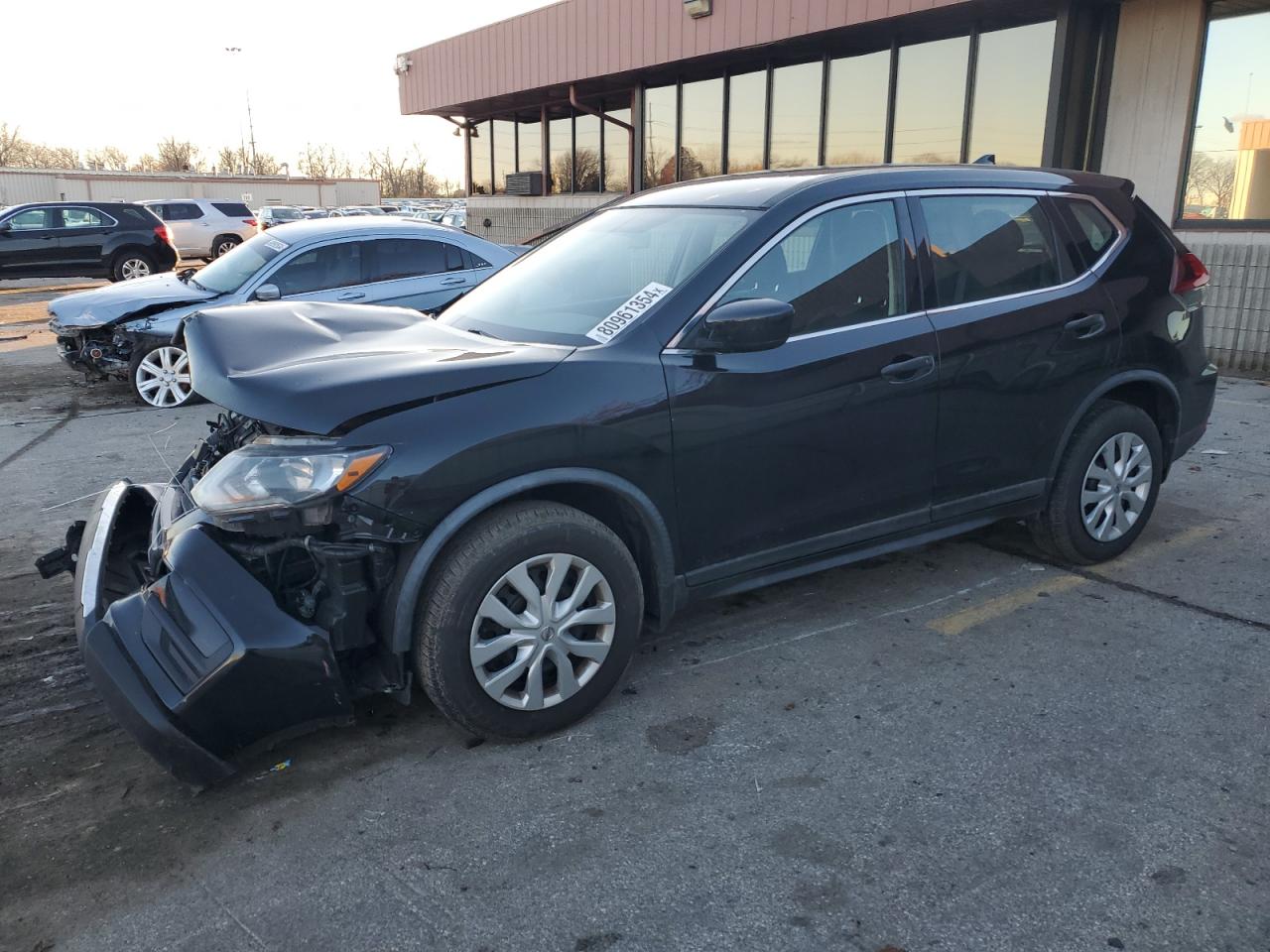 KNMAT2MV4JP543504 2018 NISSAN ROGUE - Image 1