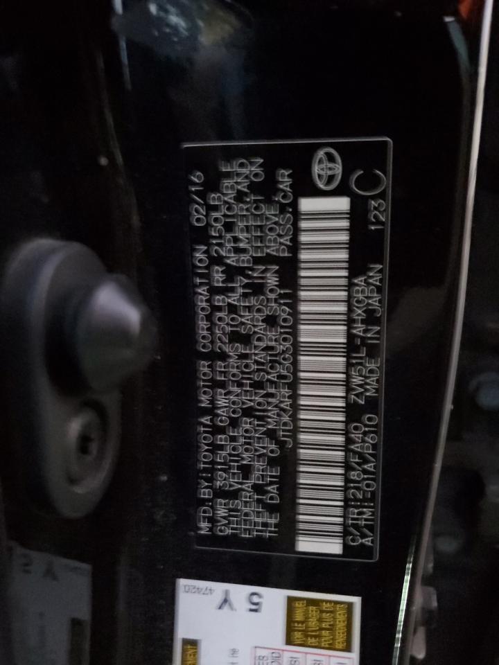2016 Toyota Prius - Image 15