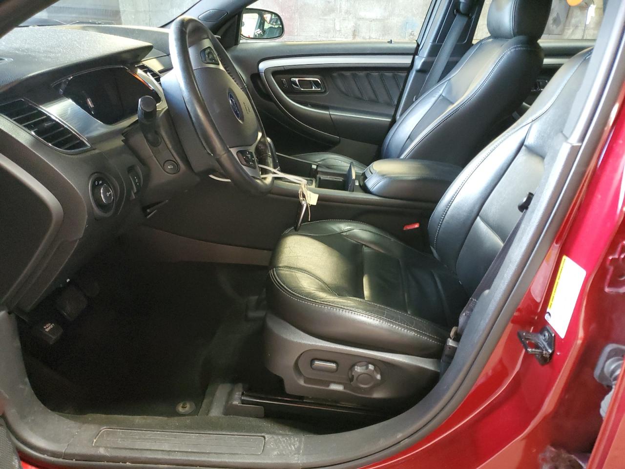 2016 Ford Taurus - Image 7