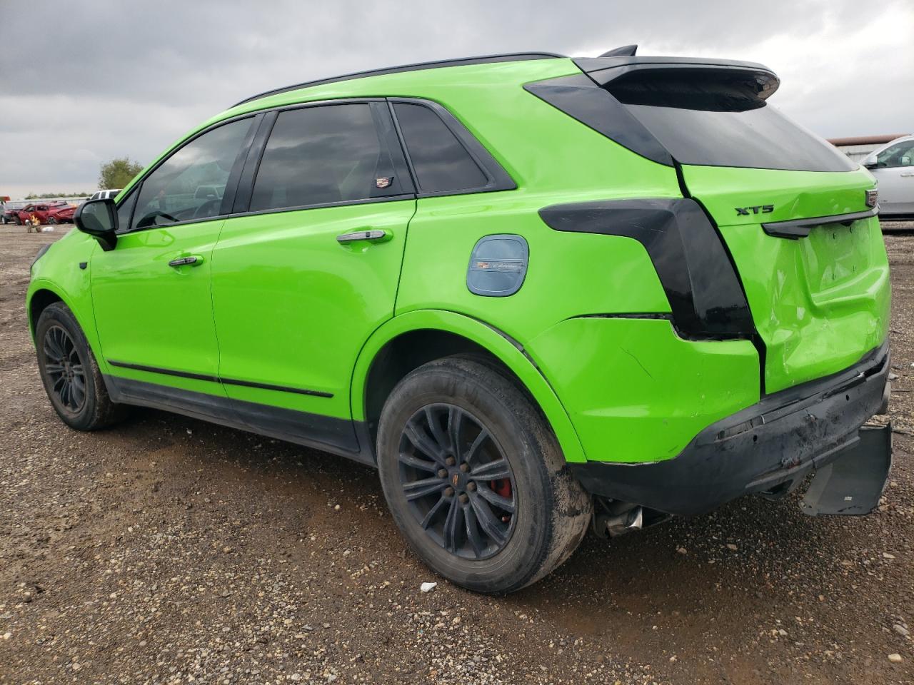 2017 Cadillac XT5 - Image 2