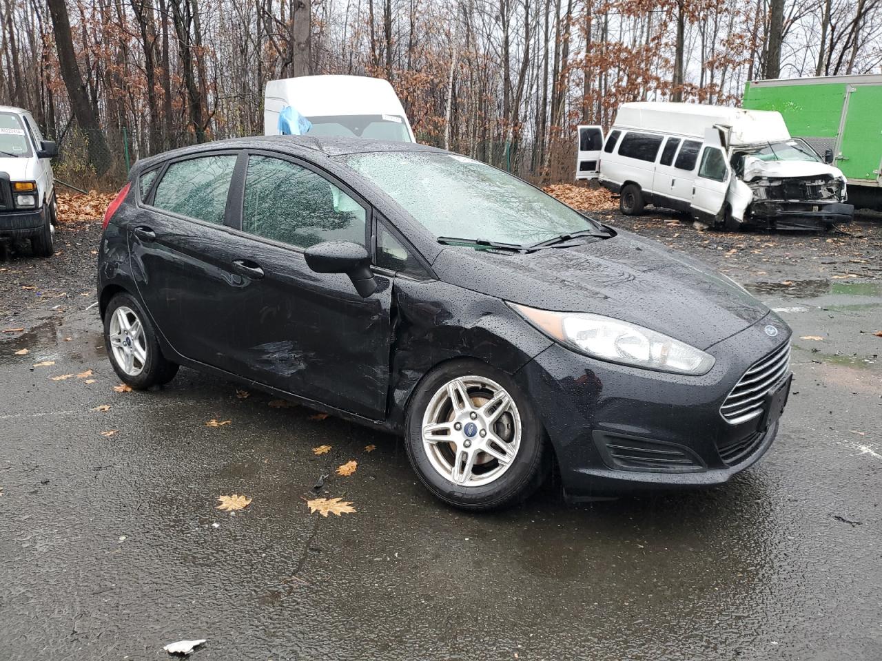 VIN 3FADP4EJ7HM135674 2017 FORD FIESTA no.4