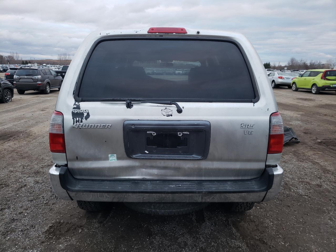 2000 Toyota 4Runner - Image 6