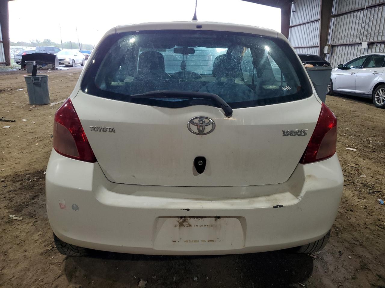 2008 Toyota Yaris VIN: JTDJT923885175912 Lot: 80989374