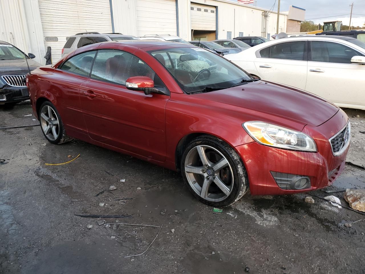 2011 Volvo C70 - Image 4