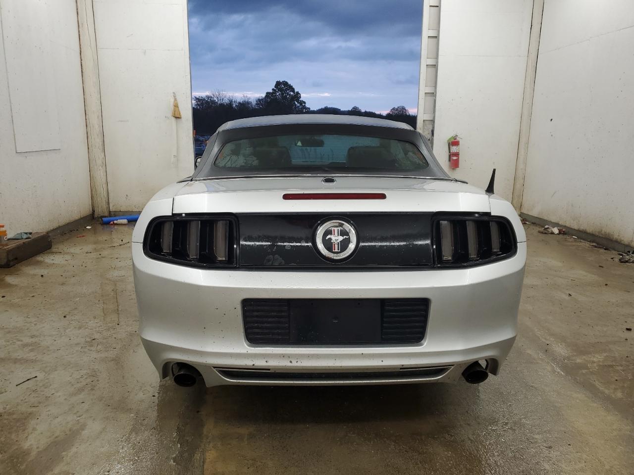 2014 Ford Mustang - Image 6