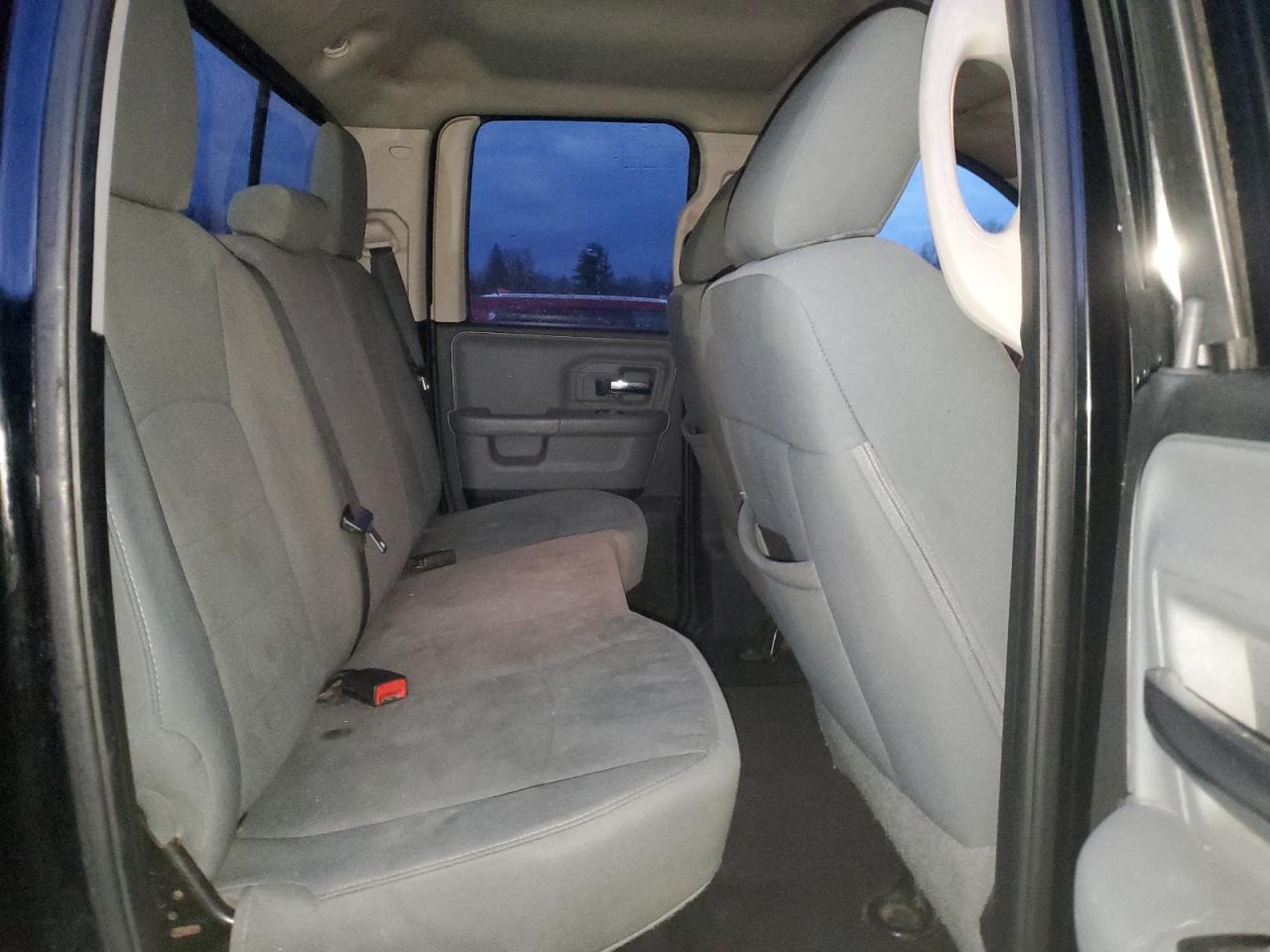 2013 RAM 1500 - Image 10