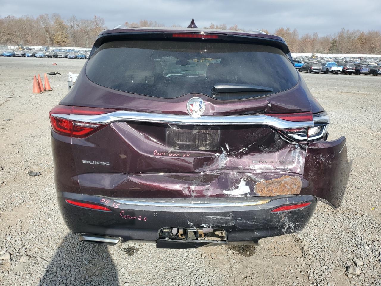 2018 Buick Enclave Premium VIN: 5GAEVBKW4JJ205581 Lot: 79131734