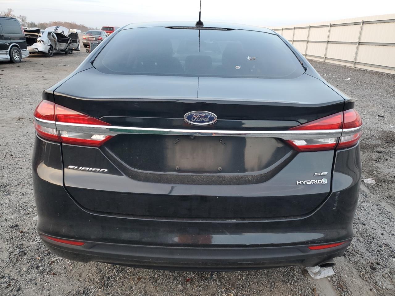 2017 Ford Fusion Se Hybrid VIN: 3FA6P0LU4HR138310 Lot: 80943134