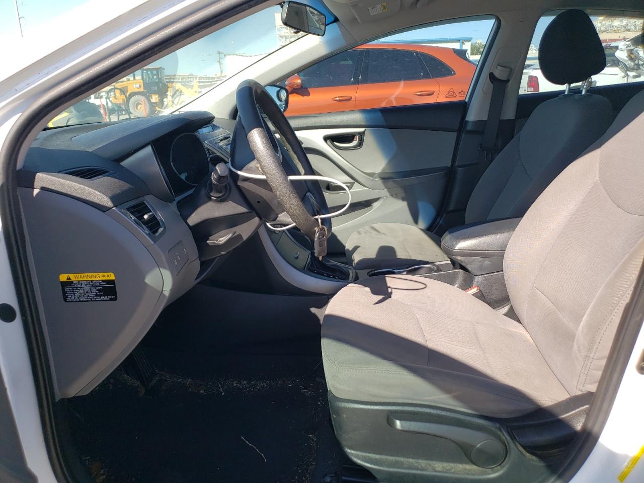 2015 Hyundai Elantra - Image 7