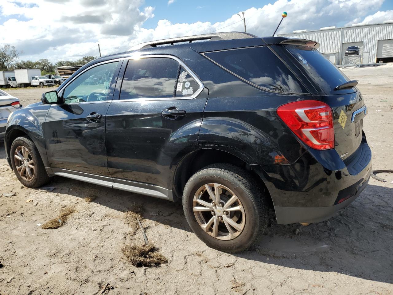 2017 Chevrolet Equinox - Image 2