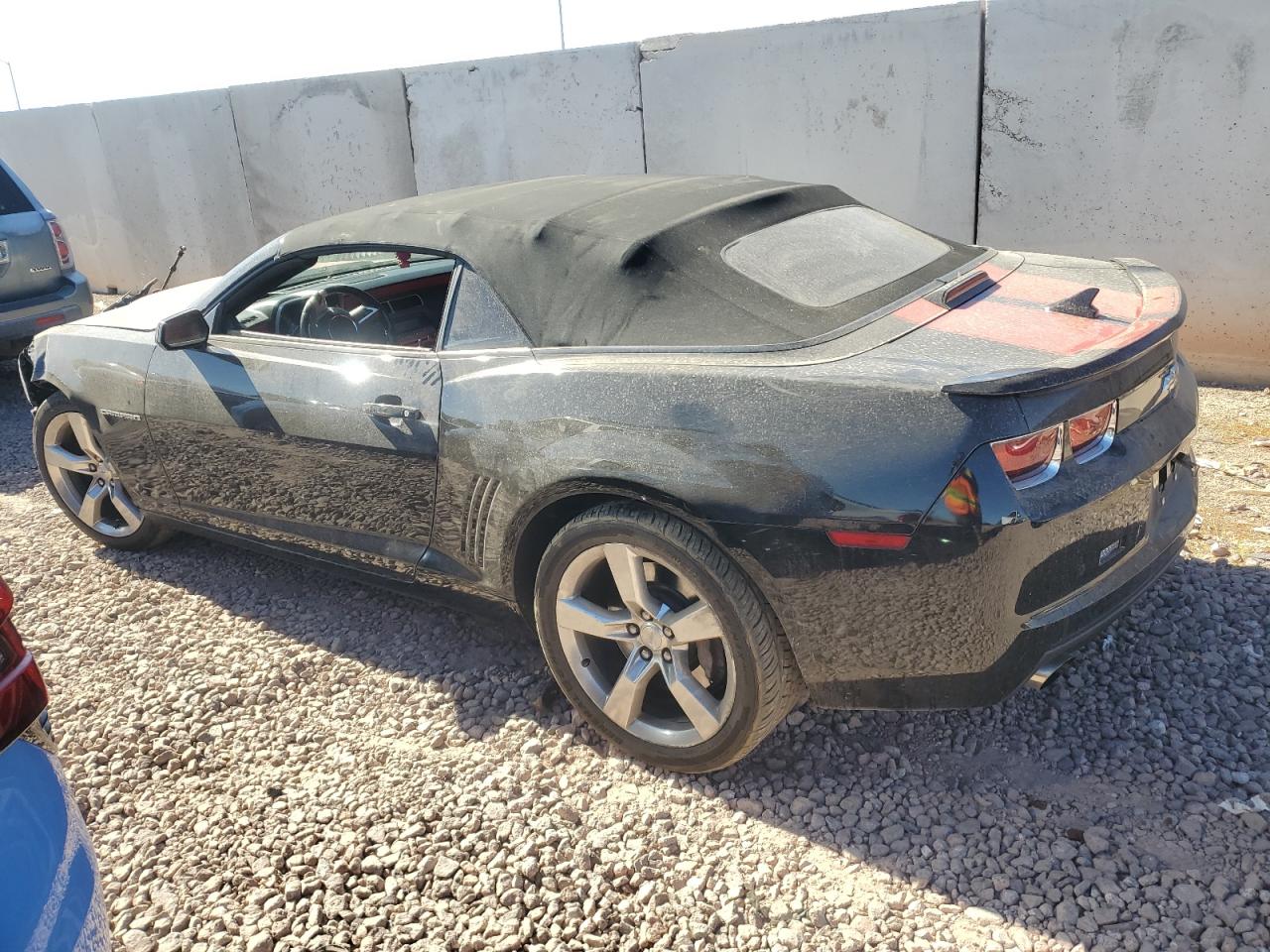 2011 Chevrolet Camaro - Image 2