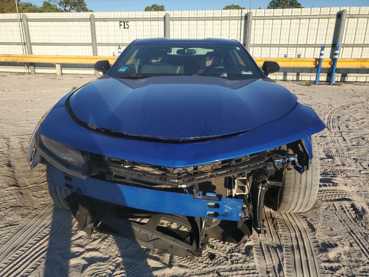 2018 Chevrolet Camaro - Image 5