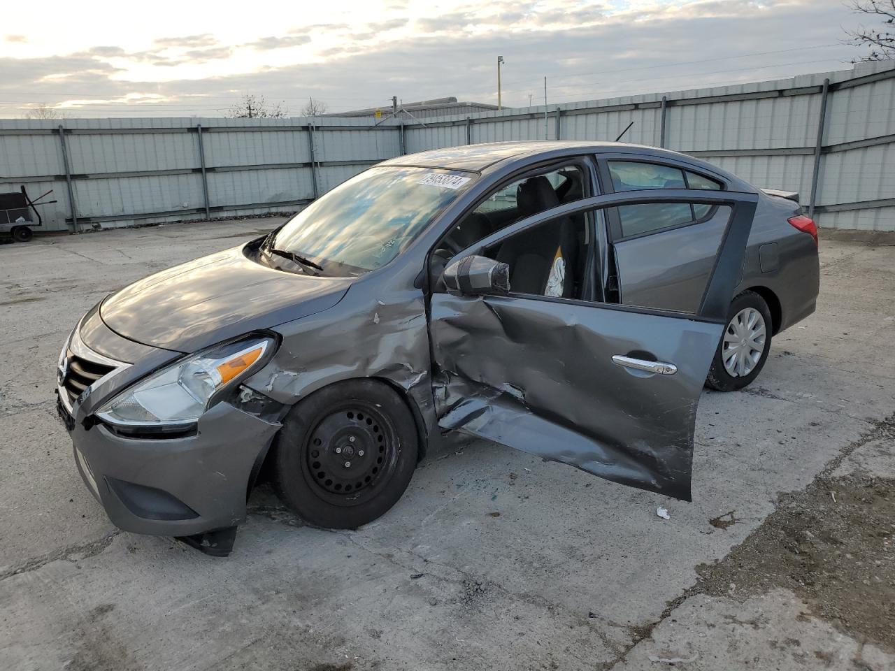 2016 Nissan Versa - Image 1