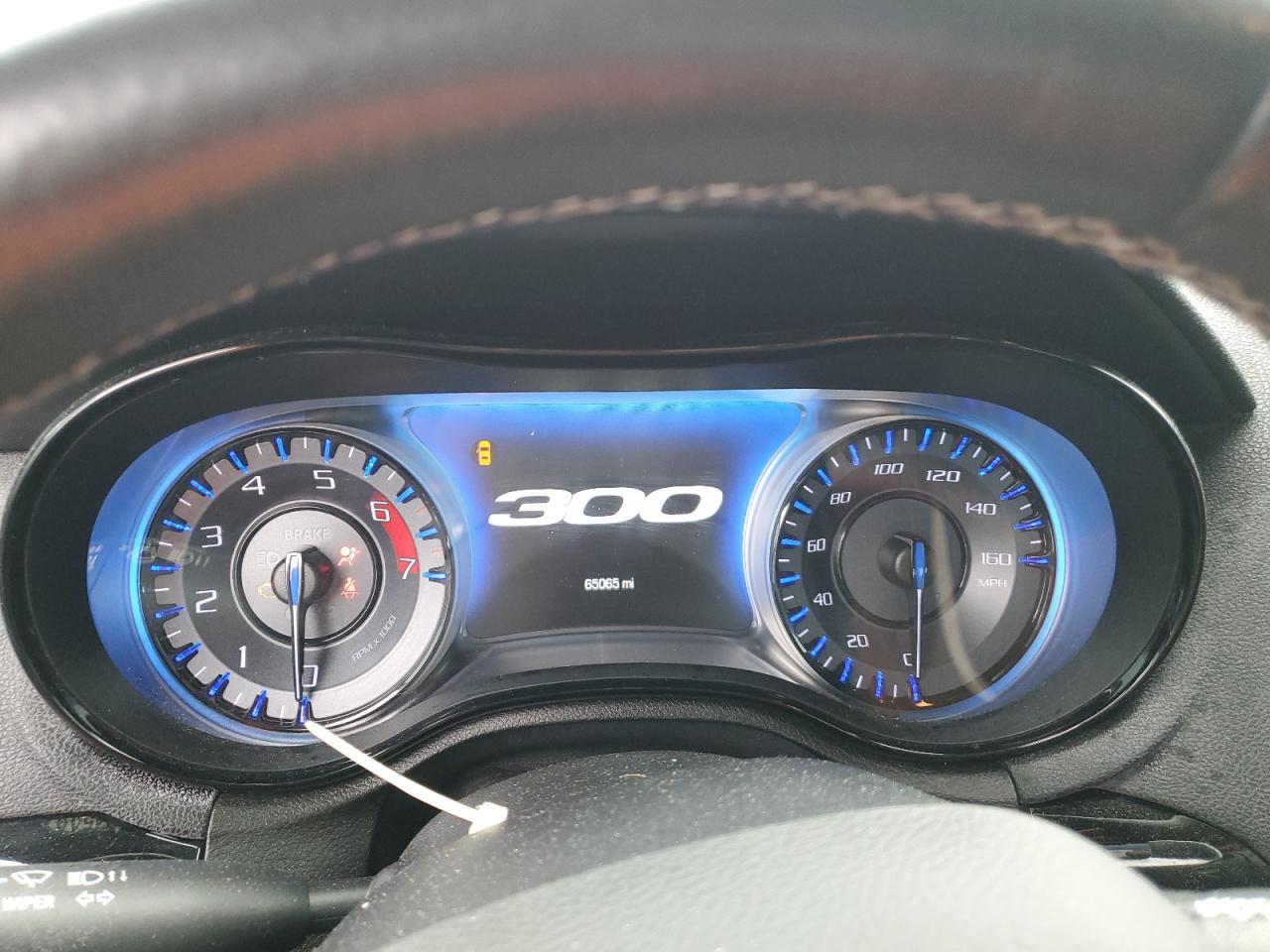 2019 Chrysler 300 - Image 9