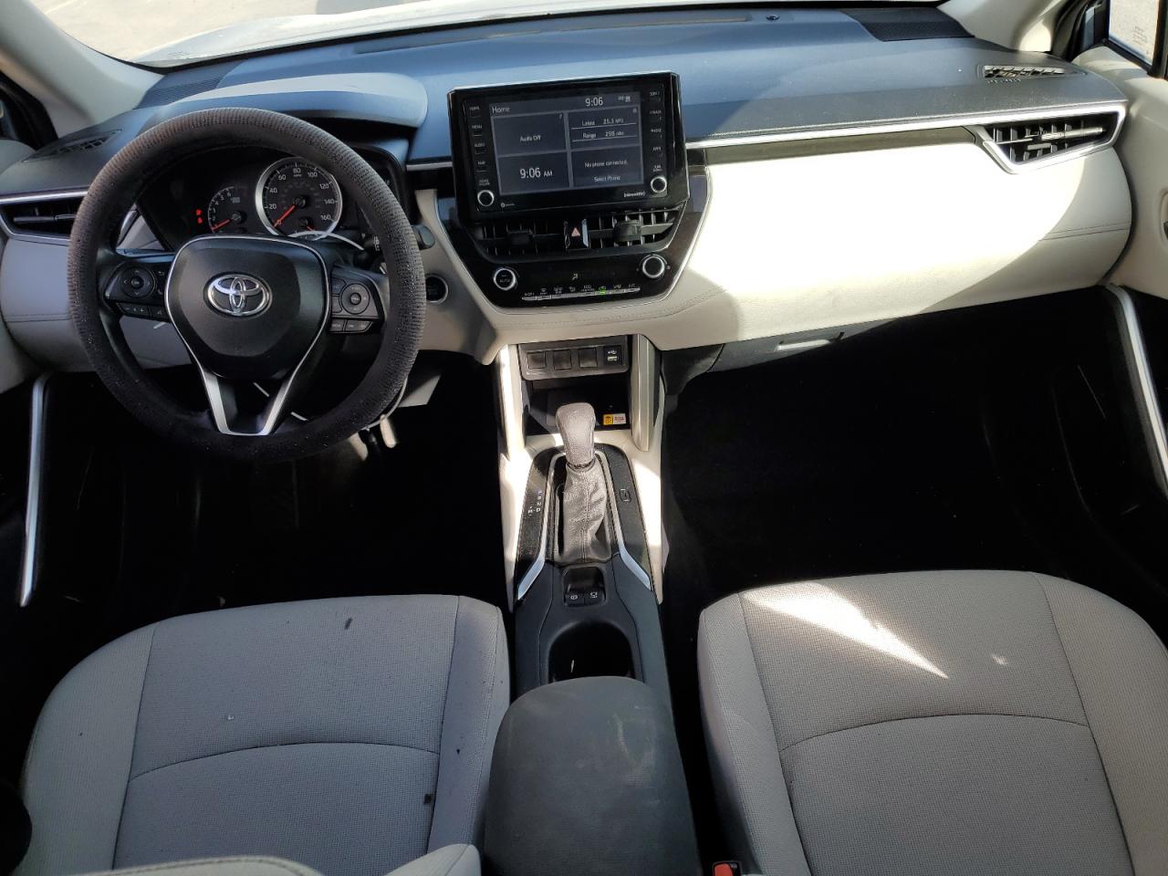 2022 Toyota Corolla Cross Le VIN: 7MUCAAAG3NV028266 Lot: 80695744