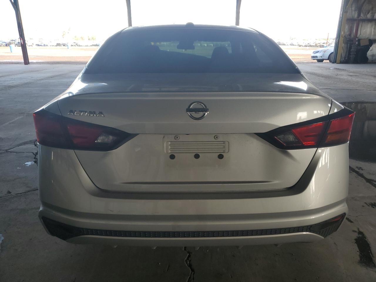 2020 Nissan Altima - Image 6