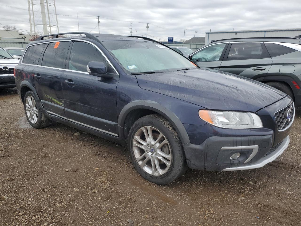 2016 Volvo XC70 - Image 4