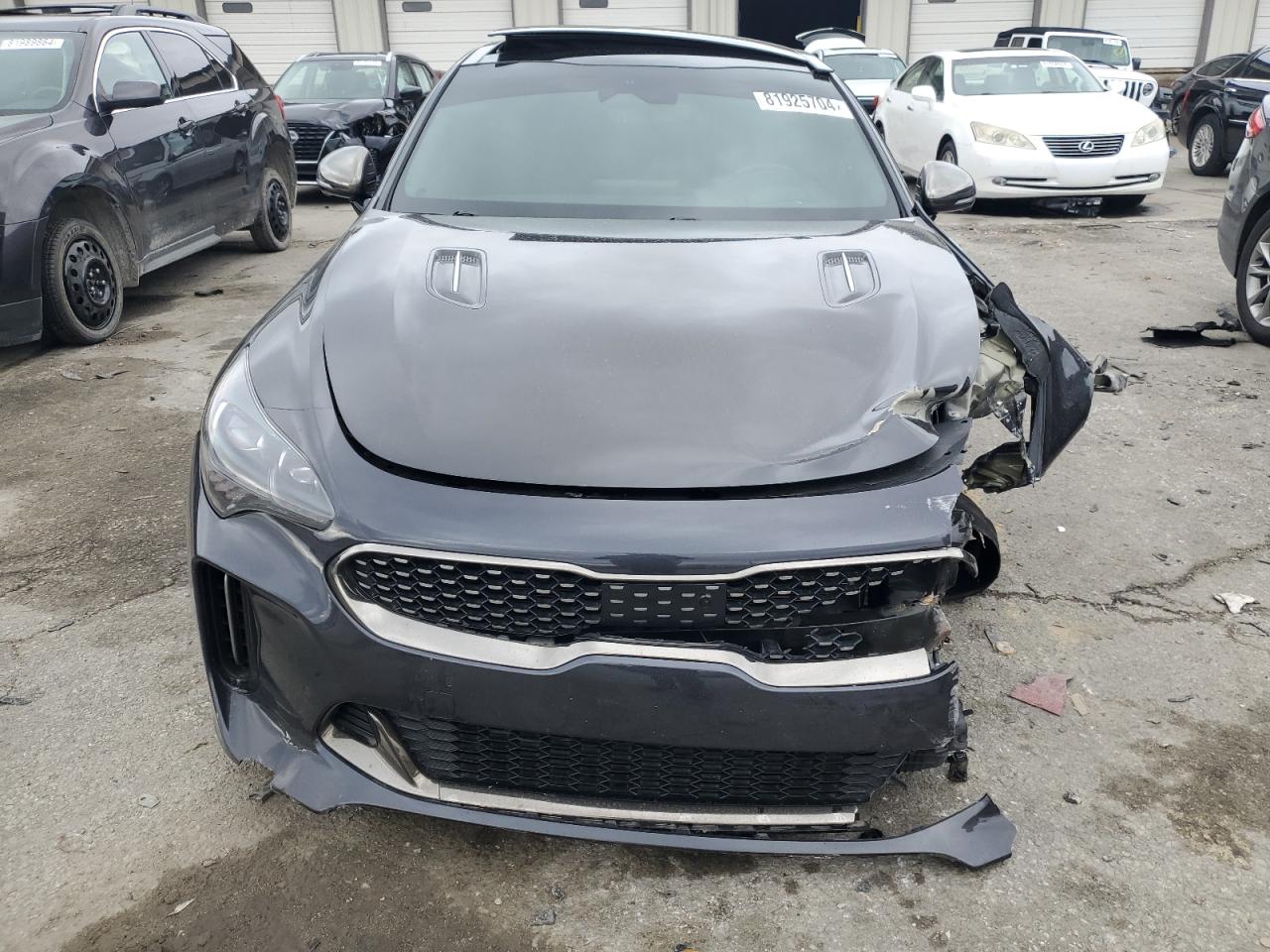 2022 Kia Stinger - Image 5