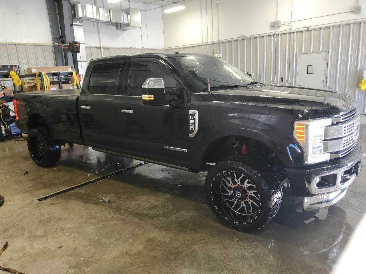 2017 Ford F250 - Image 4