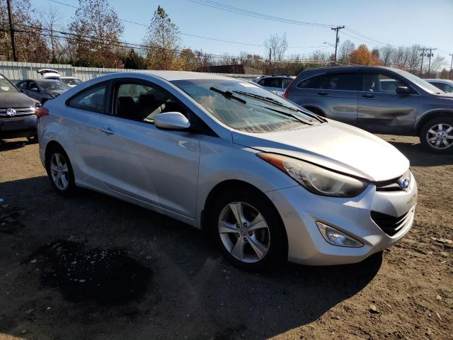 Coupet HYUNDAI ELANTRA 2013 Silver