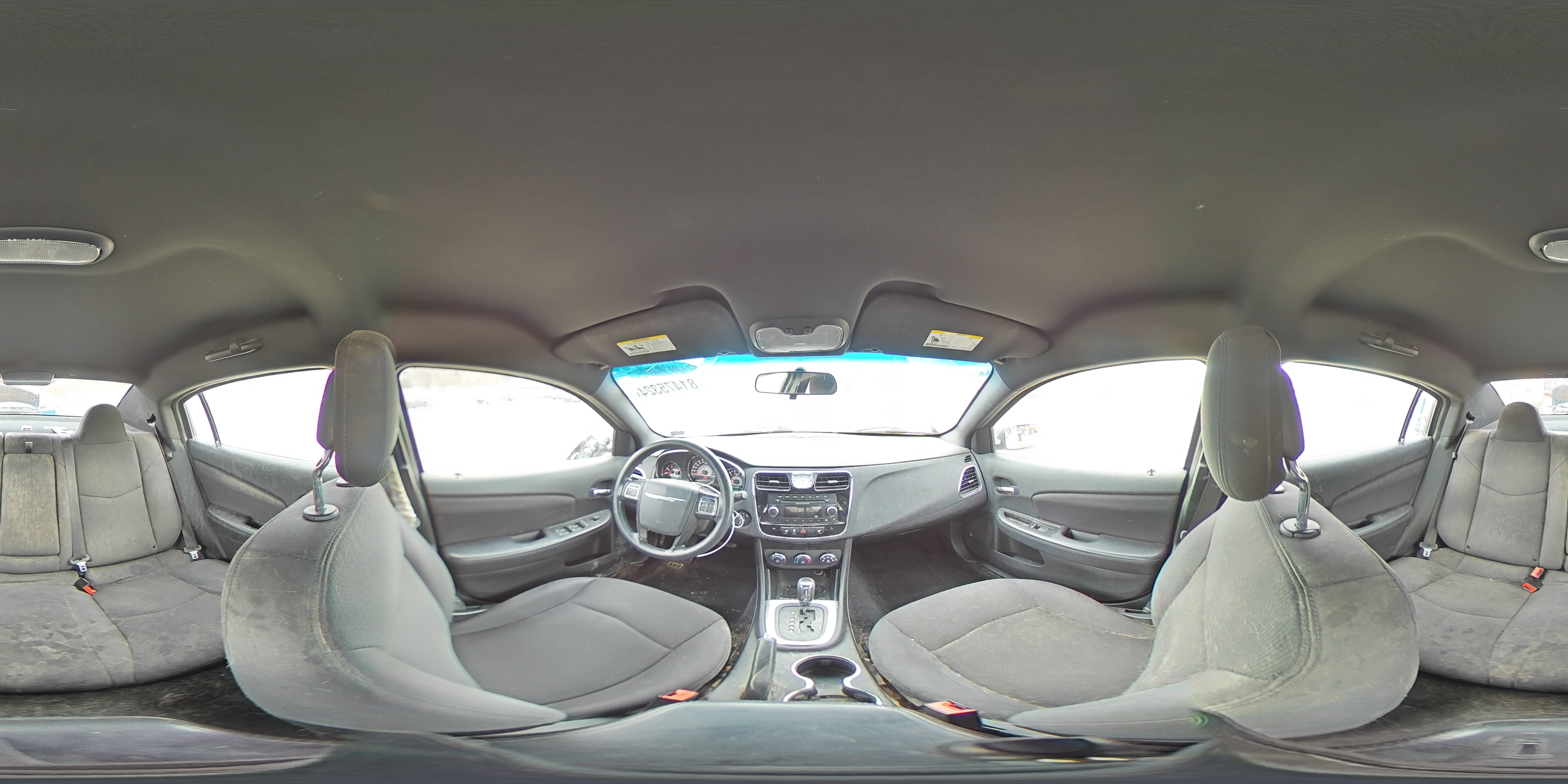 2013 Chrysler 200 - Image 13