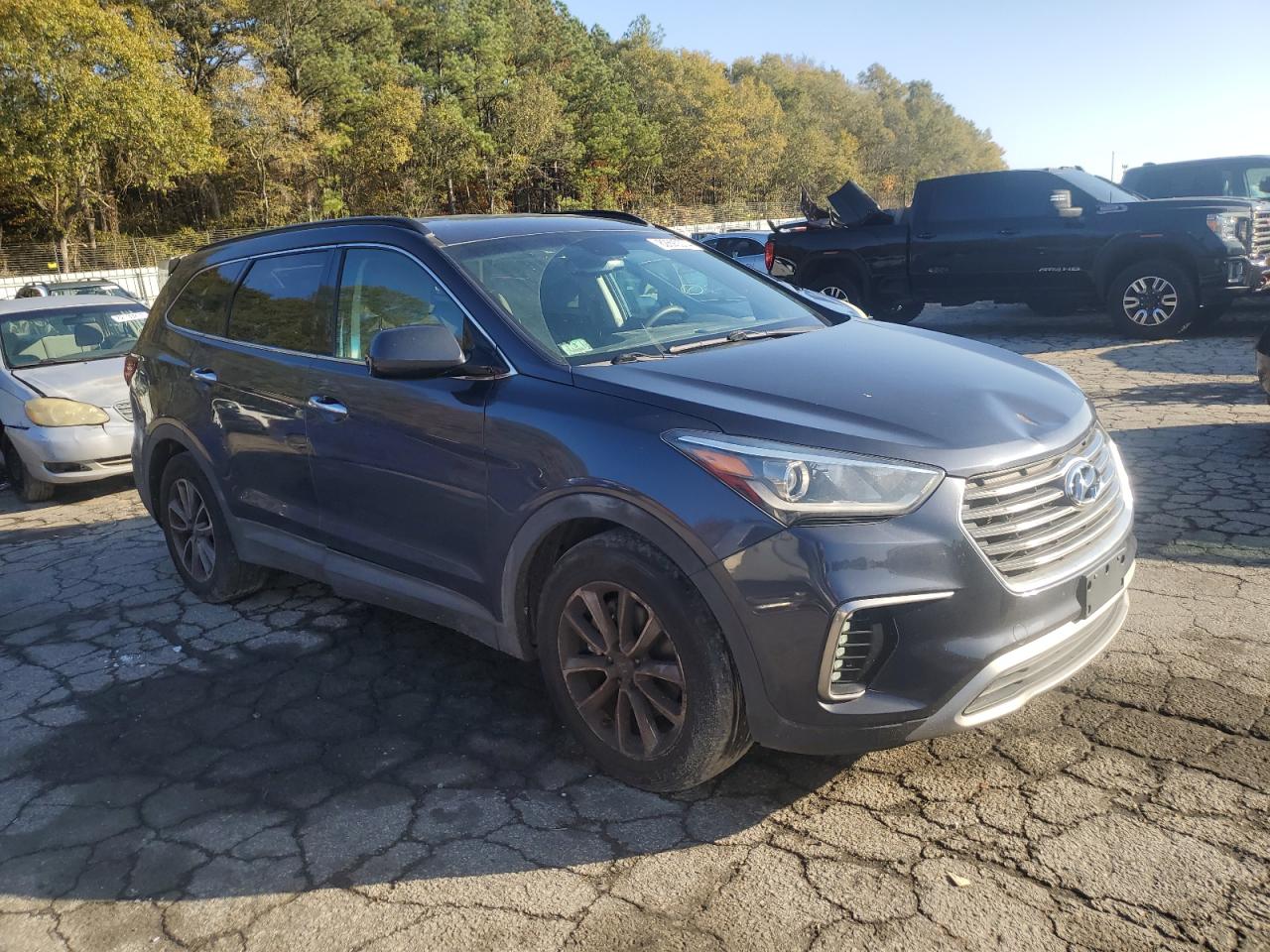2017 Hyundai Santa Fe - Image 4