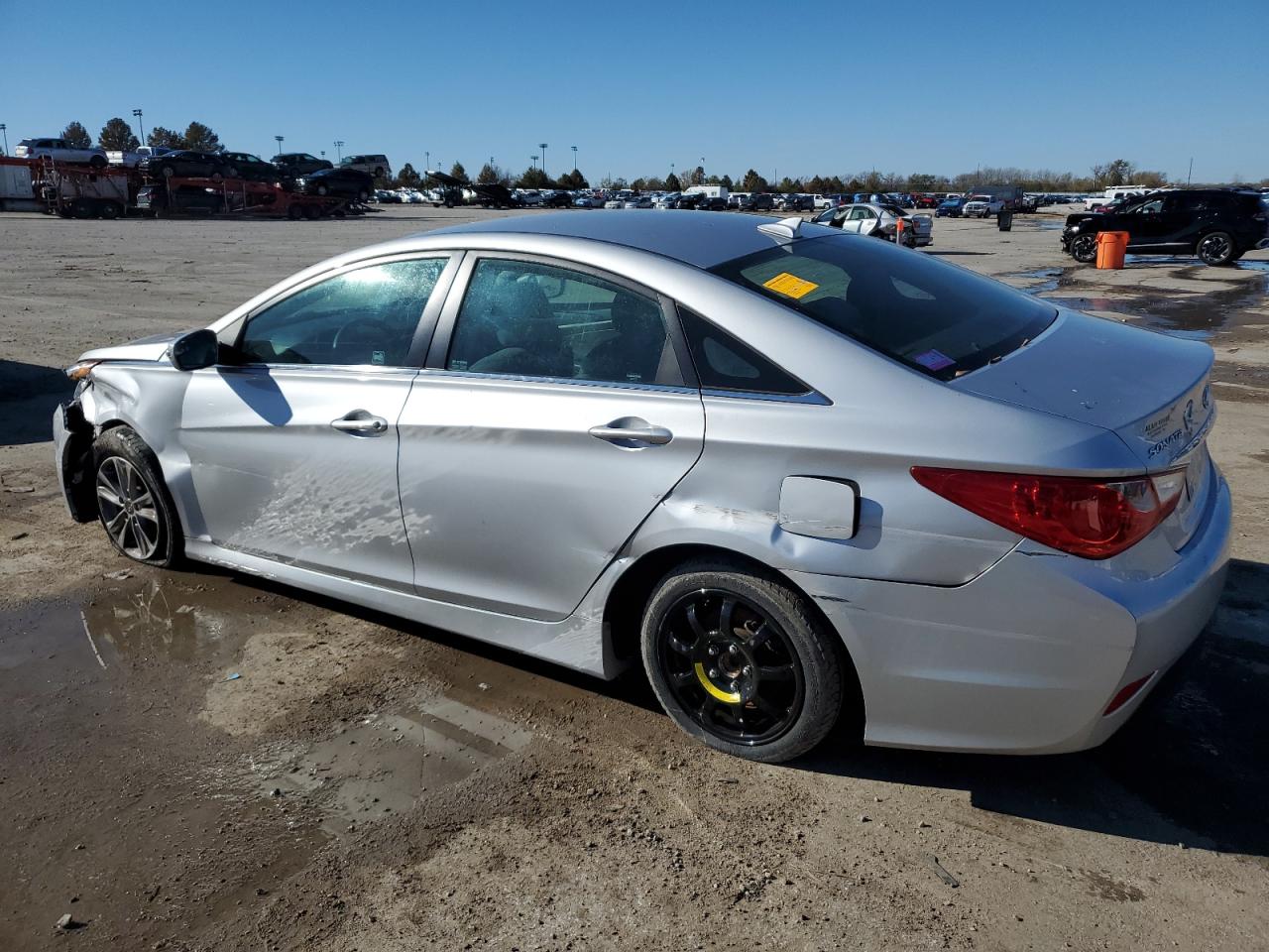 2014 Hyundai Sonata - Image 2