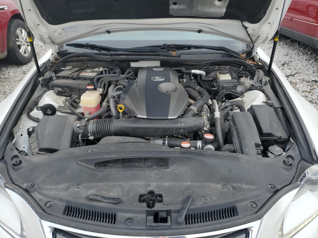 2016 Lexus IS - Image 11