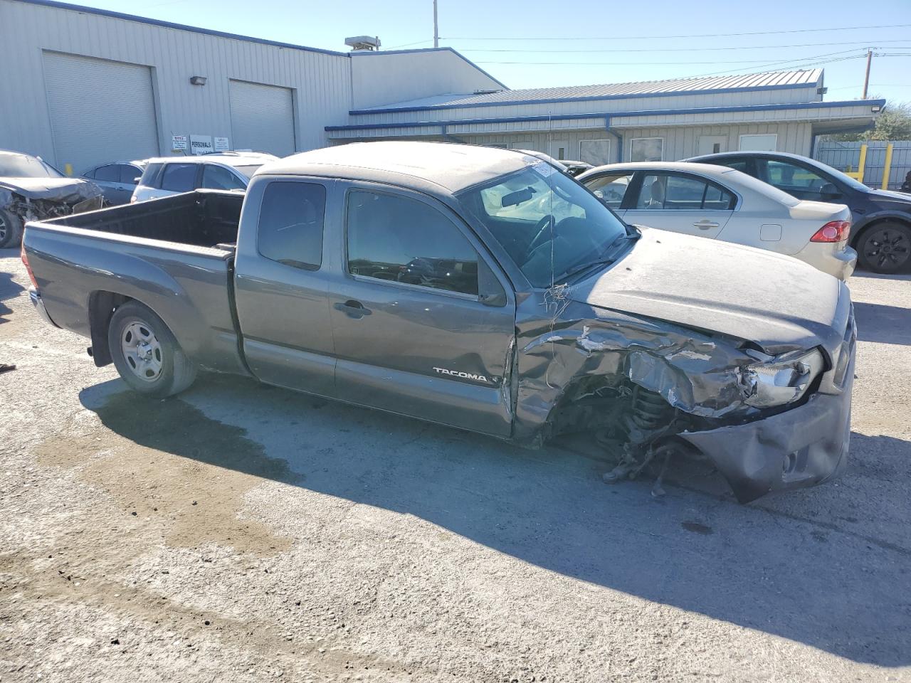 VIN 5TFTX4CN5DX030843 2013 TOYOTA TACOMA no.4