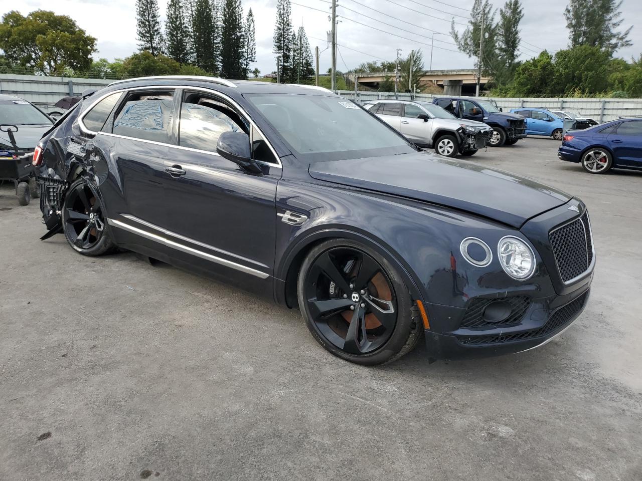 2019 Bentley Bentayga - Image 4