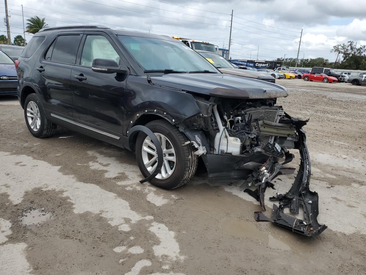 VIN 1FM5K7D89HGB54343 2017 FORD EXPLORER no.4