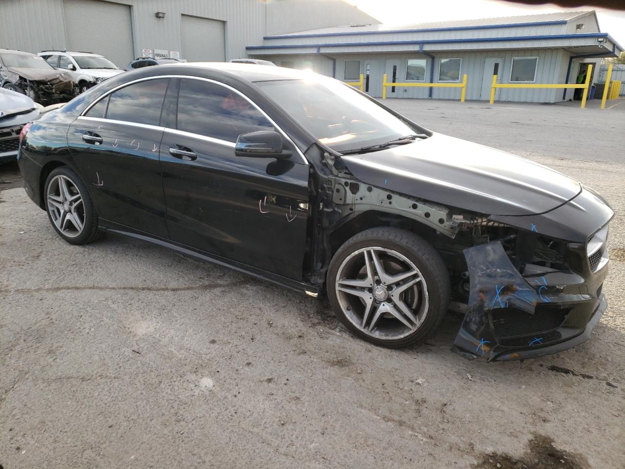 VIN WDDSJ4EB8FN225789 2015 MERCEDES-BENZ CLA-CLASS no.4