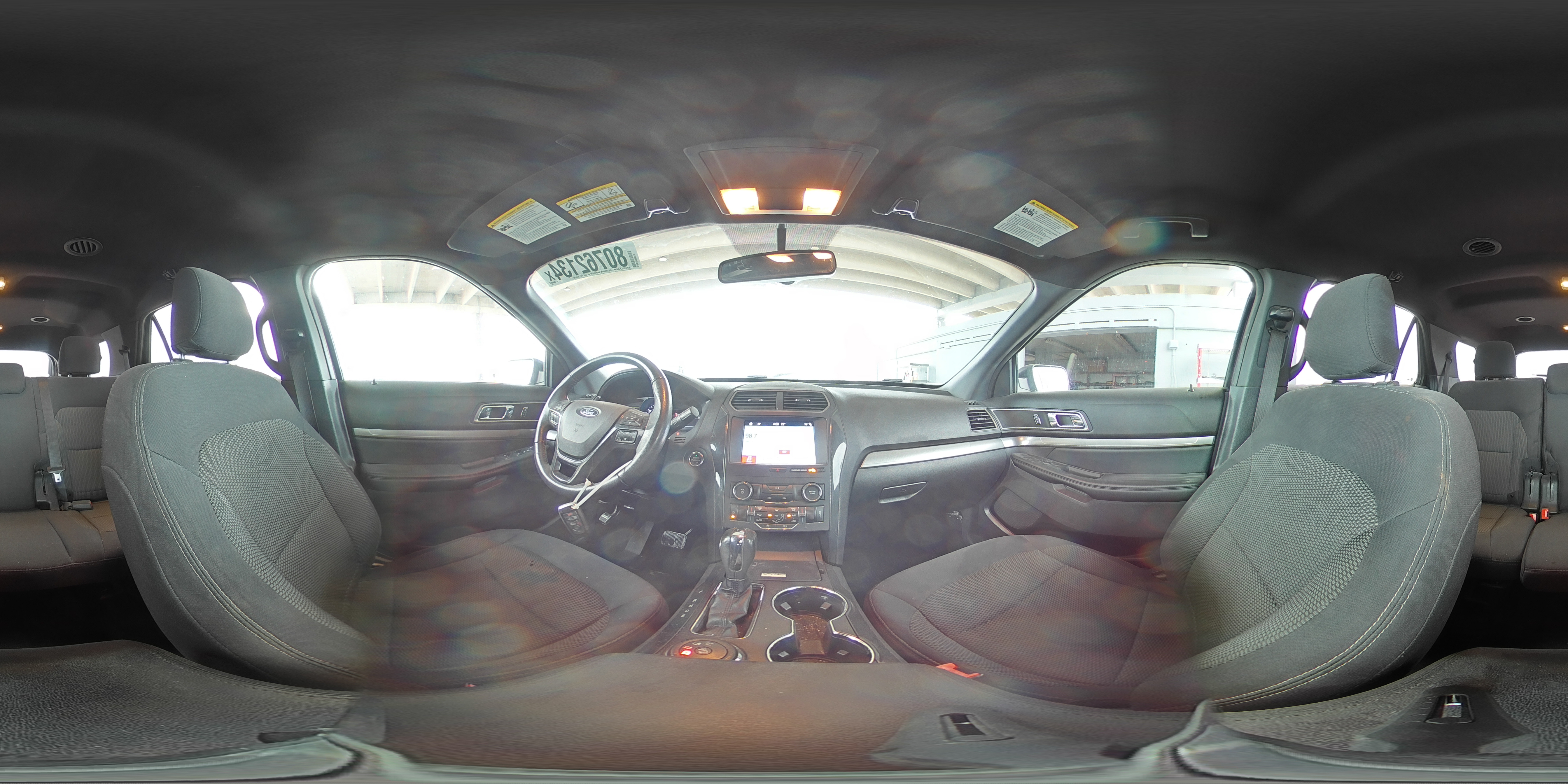 2019 Ford Explorer - Image 14