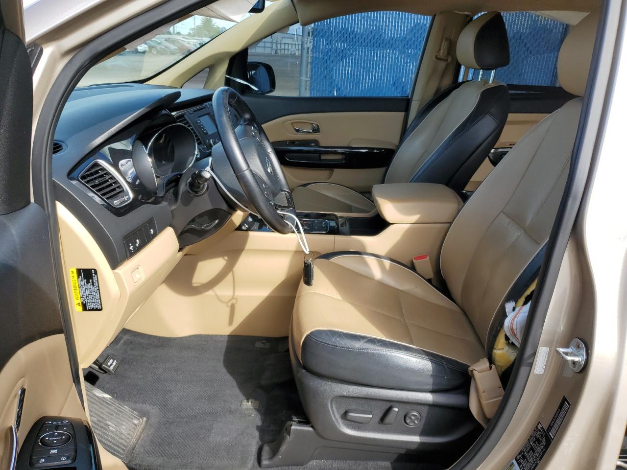 2016 Kia Sedona - Image 7