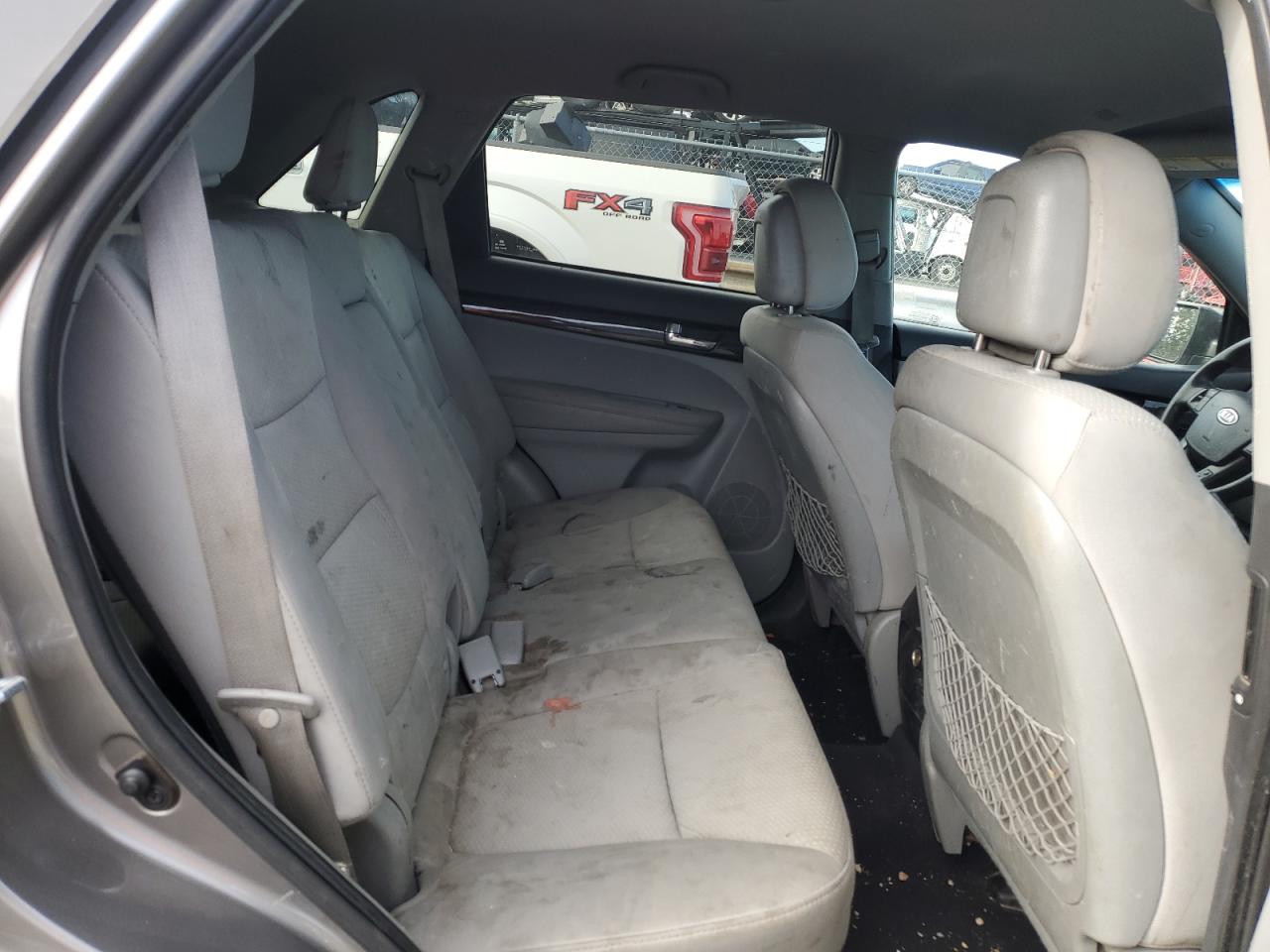 2012 Kia Sorento - Image 10