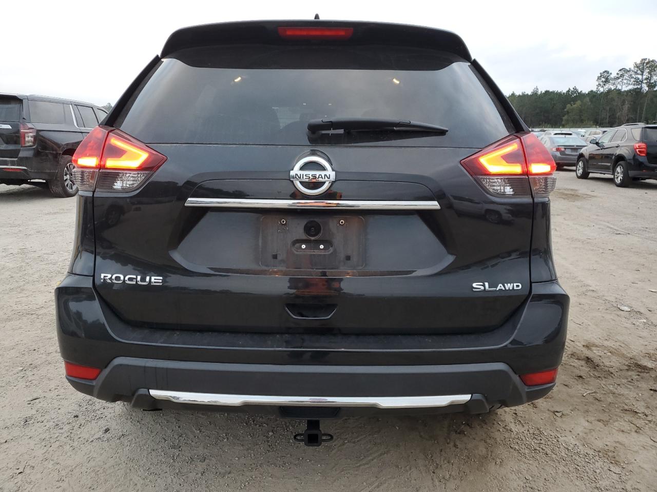 2017 Nissan Rogue - Image 6