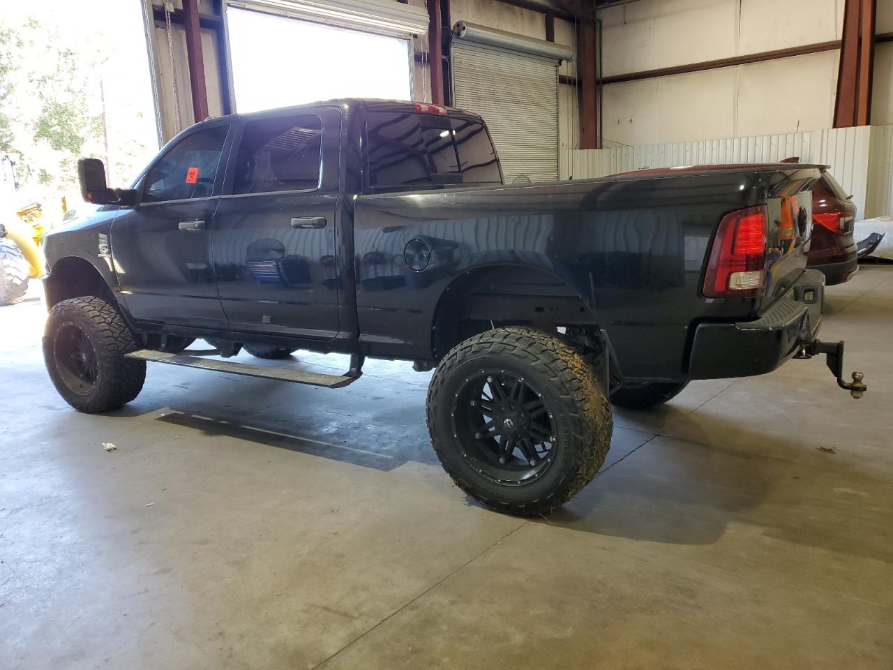 2014 RAM 2500 - Image 2