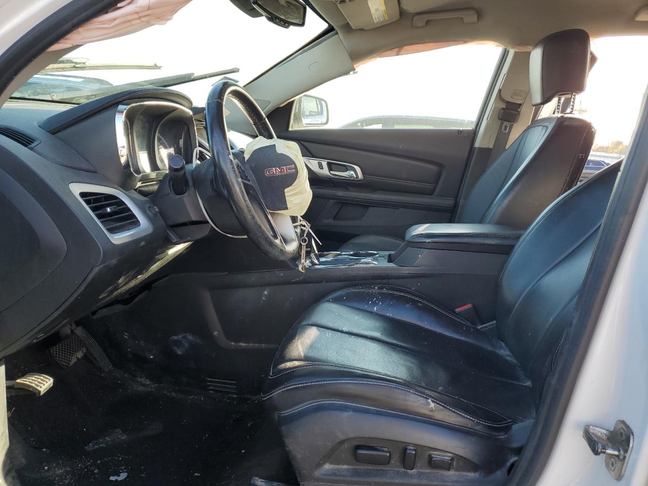 2016 GMC Terrain - Image 7
