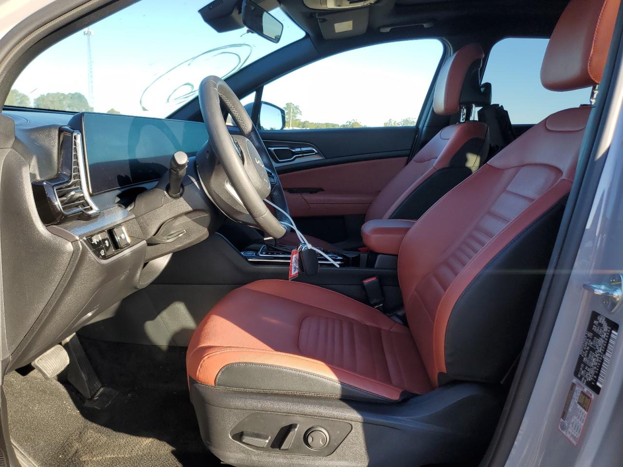 2023 Kia Sportage - Image 7
