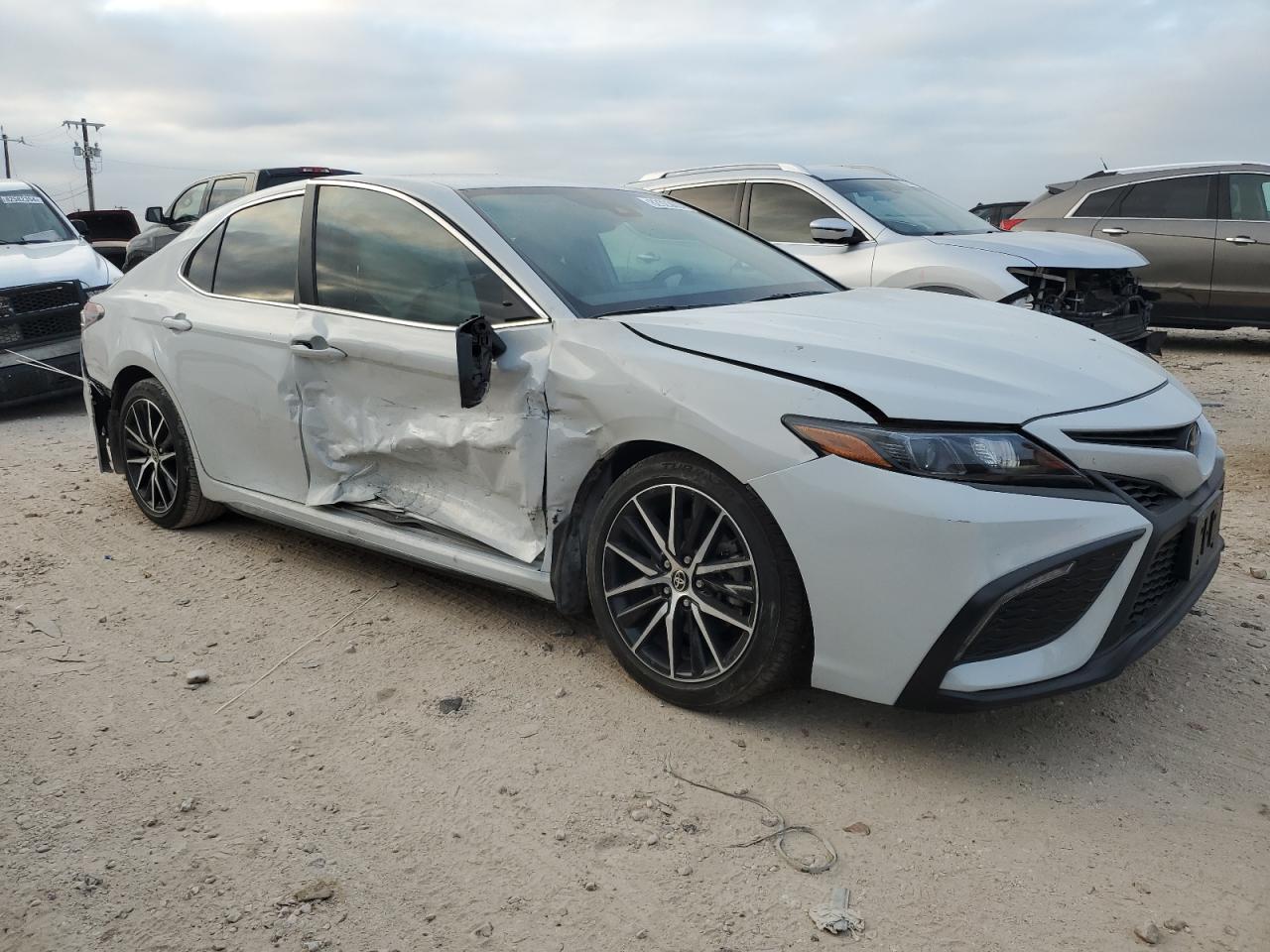 2023 Toyota Camry - Image 4