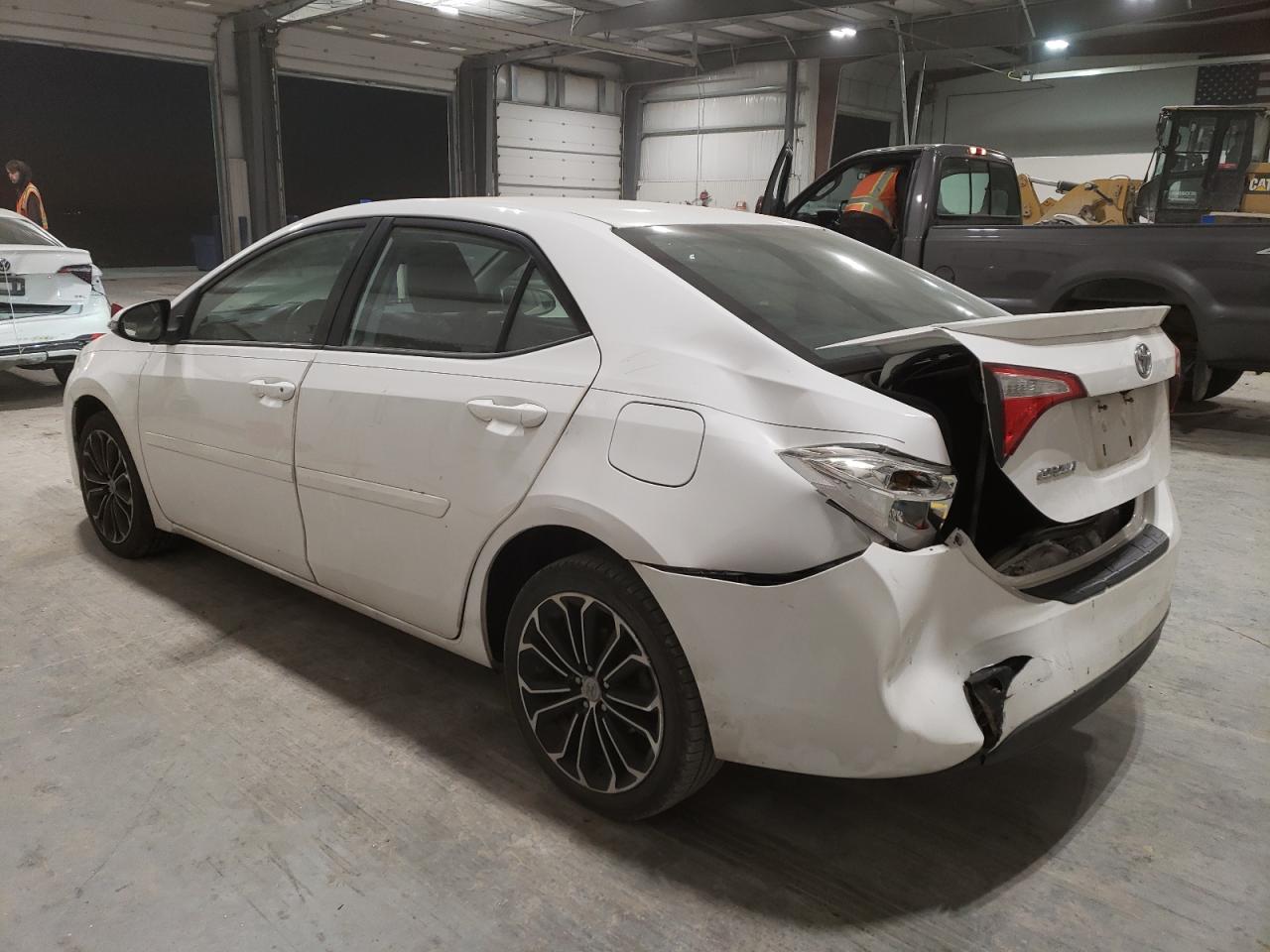 2015 Toyota Corolla - Image 2