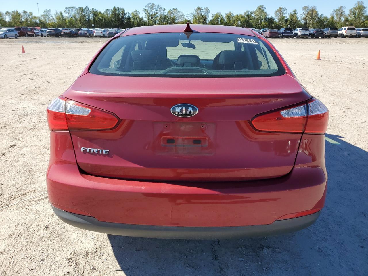 VIN KNAFK4A63G5569692 2016 KIA FORTE no.6