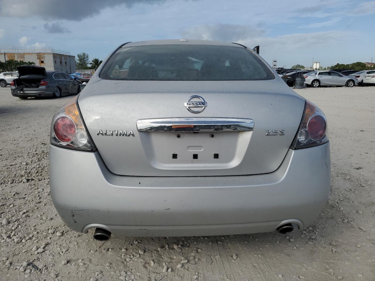 2011 Nissan Altima - Image 6